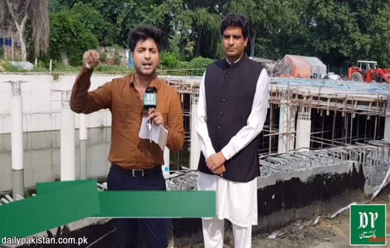 لاہور کے گنجان آباد علاقے سے بارش کا پانی نکالنے کے لئے انوکھا ترین سسٹم متعارف کروا دیا گیا، اب بارش کا پانی کھڑا نہیں ہوگا