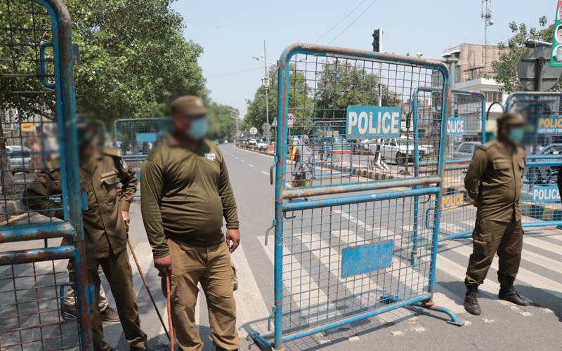 پنجاب میں (ن) لیگ دور میں تعینات رہنے والے پولیس افسران کی فہر ستیں طلب لیکن کیوں؟ تحریک انصاف بھی روایتی ڈگر پر چل پڑی