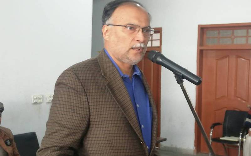ن لیگ کا پاک فوج کے خلاف کسی قسم کا کوئی بیانیہ نہیں ہے: احسن اقبال