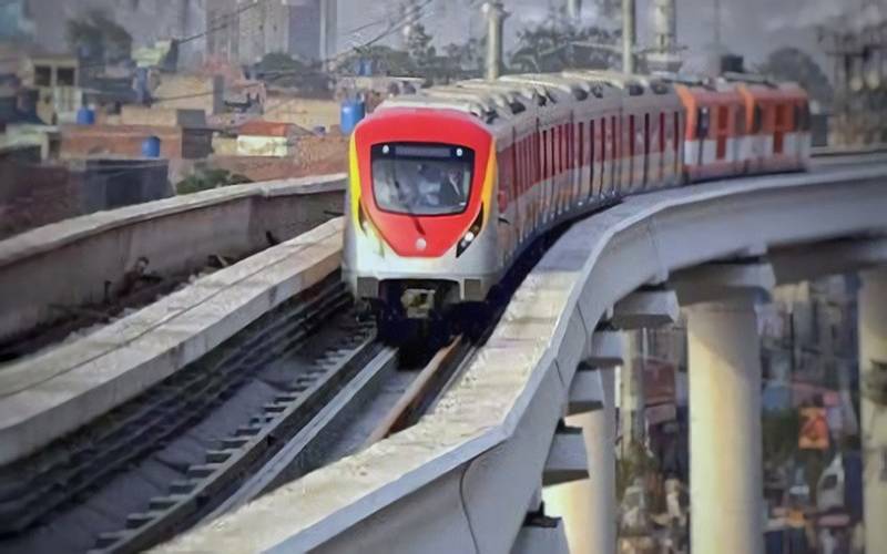 حکومت پنجاب نے لاہور اورنج لائن میٹرو ٹرین کا یکطرفہ کرایہ 40 روپے مقرر کردیا