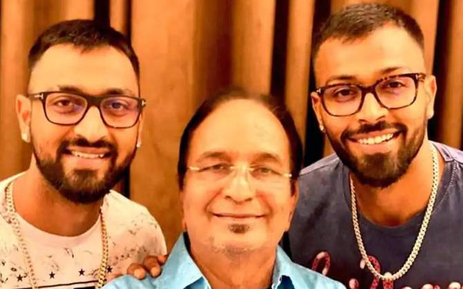 بھارتی کرکٹ ٹیم کے آل راﺅنڈر ہردیک پانڈیا کے والد چل بسے