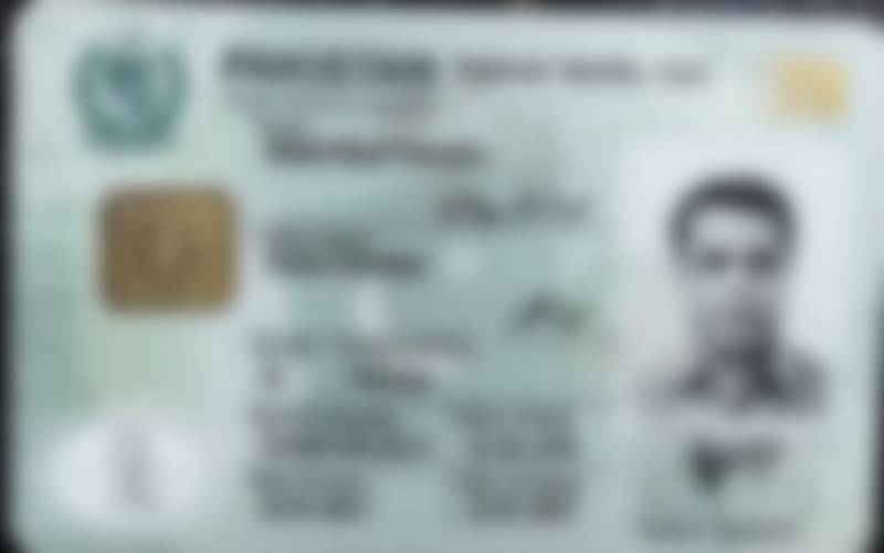 امارات میں ہزاروں پاکستانیوں کو قومی شناختی کارڈ کی ترسیل تاخیرکا شکار
