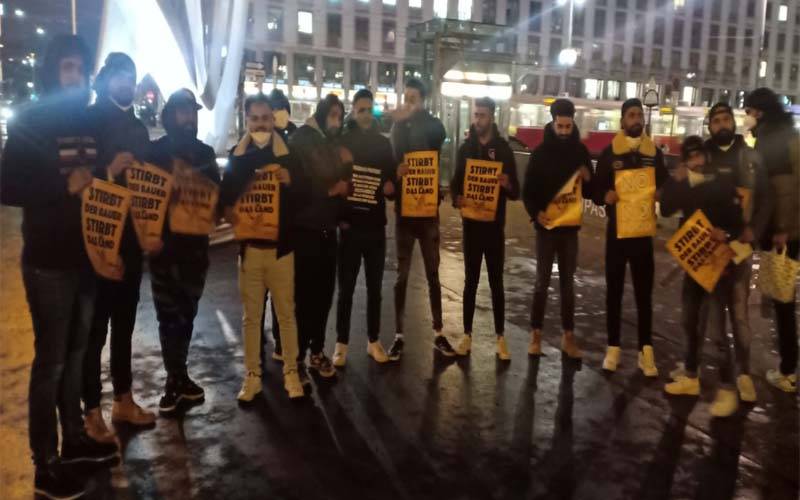  آسٹریا میں بھارتی ہائی کمیشن کے سامنے سکھ کمیونٹی کا احتجاج 