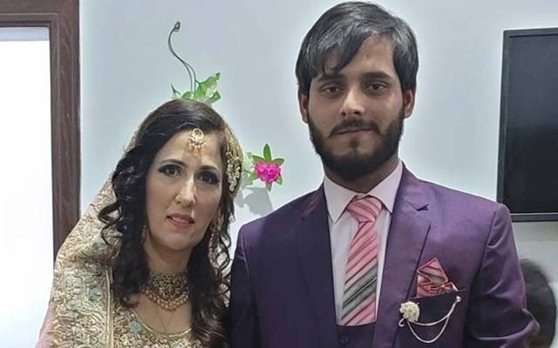 امریکی خاتون نے اسلام قبول کرکے پاکستانی ٹک ٹاکرسے شادی کرلی