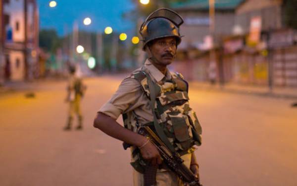 قابض بھارتی فوج کی فائرنگ سے 3 کشمیری نوجوان شہید ہوگئے
