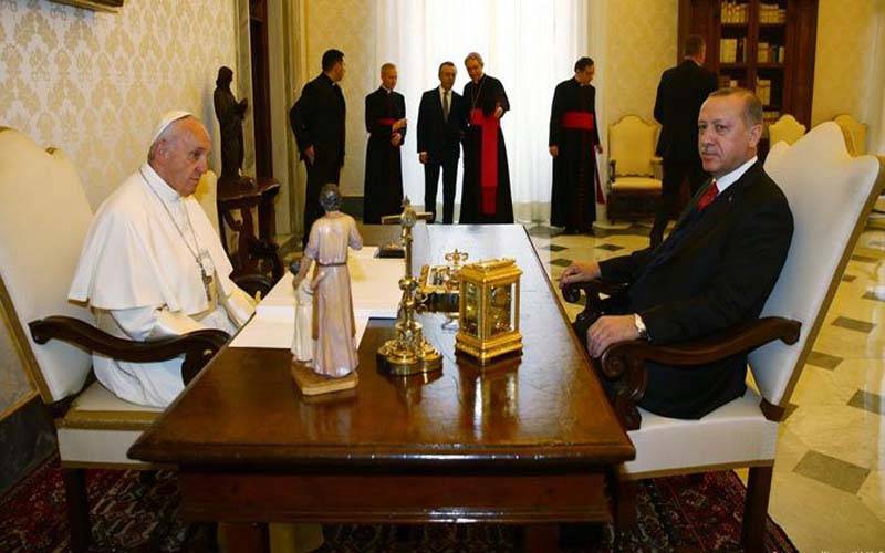 اردگان نے پوپ فرانسس کو فون گھمادیا، اسرائیل کے حوالے سے سخت موقف، سزا کا مطالبہ کردیا