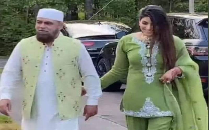 سوشل میڈ یا پر شادی شدہ جوڑے کی ویڈیو وائرل ،کیا یہ شخص واقعی مفتی تقی لاہور ی ہے؟ دونوں میاں بیوی نے خود ہی بتا دیا 