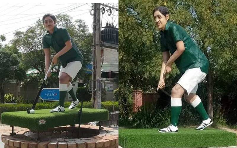 اولمپین سمیع اللہ خان کے مجسمے سے ہاکی اور گیند چوری کرلی گئی