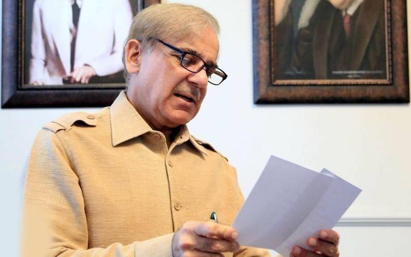 شہباز شریف نے حکومت سے پیٹرولیم مصنوعات کی قیمتوں میں اضافہ واپس لینے کا مطالبہ کردیا