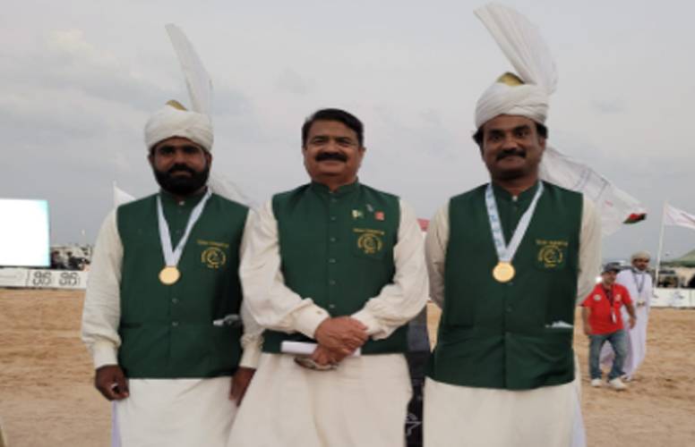 عمان میں شہ سواری کی انٹر نیشنل چیمپئن شپ میں پاکستانی ٹیم نے دو گولڈ میڈل اپنے نام کرلیے، فاتح ٹیم کل صبح پاکستان پہنچے گی