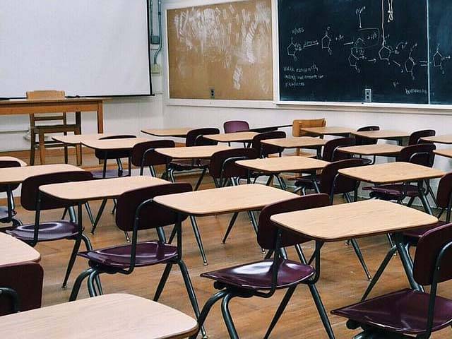 سندھ بھر کے تعلیمی اداروں میں موسم سرما کی چھٹیوں کا اعلان کر دیا گیا