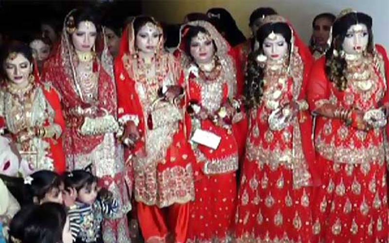 ملتان میں 6 بہنوں کی 6 بھائیوں سے شادی