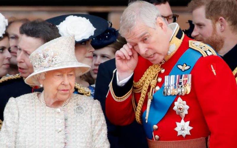 جنسی زیادتی کے الزامات پر برطانوی شہزادے کو تمام شاہی اعزازات سے محروم کر دیا گیا