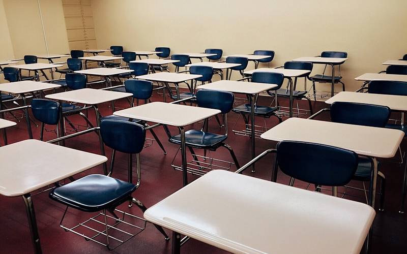 کورونا وائرس، این سی او سی میں سکولوں کو بند کرنے سے متعلق کیا تجویز سامنے آئی ہے ؟ 