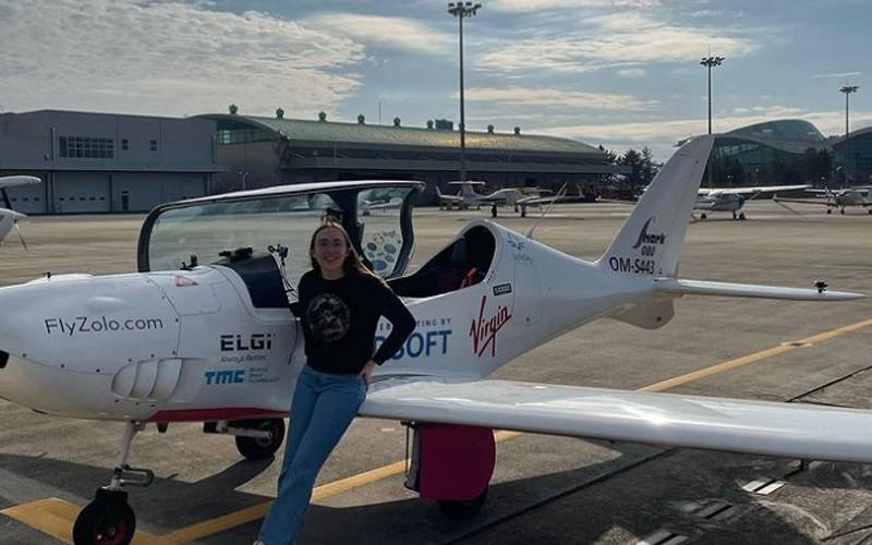 نوعمر پائلٹ' زارا' تنہا دنیا کا چکر لگانے والی کم عمرترین خاتون بن گئیں