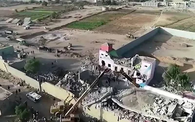 یمن کی جیل میں فضائی حملہ، 100سے زائد افراد مارے جانے کی اطلاعات