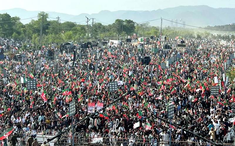 پاکستان تحریک انصاف نے پریڈ گراؤنڈ اسلام آباد میں عوامی طاقت کا مظاہرہ کر دیا