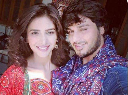 صبا قمر اور احسن خان کی نئی رقص کی ویڈیو نے سوشل میڈیا پر تہلکہ مچا دیا