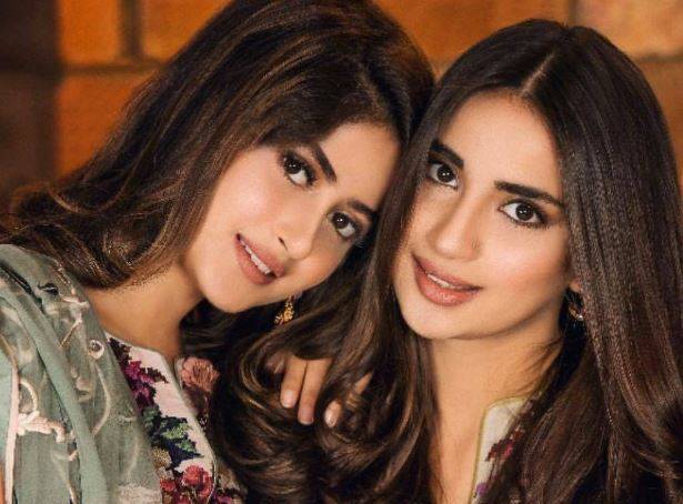اداکارہ سجل علی نے اپنی بہن کے ساتھ خوبصورت تصویر سوشل میڈیا پر شیئر کر دی