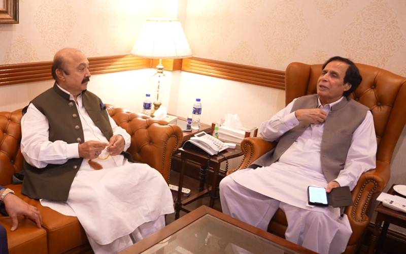 وزیر اعلیٰ پنجاب سے سپیکر  پنجاب اسمبلی محمد سبطین خان کی ملاقات، عوام کو ریلیف دینے کے اقدامات پر تبادلہ خیال