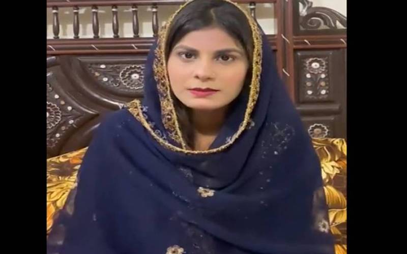 پسندکی شادی کرنیوالی نمرہ کاظمی کی والدین کے ساتھ جانےکی درخواست پر عدالت نے فیصلہ سنا دیا