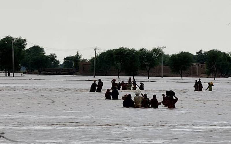  سیلاب سے تباہی، خواتین کے مسائل شدت اختیار کرنے لگے