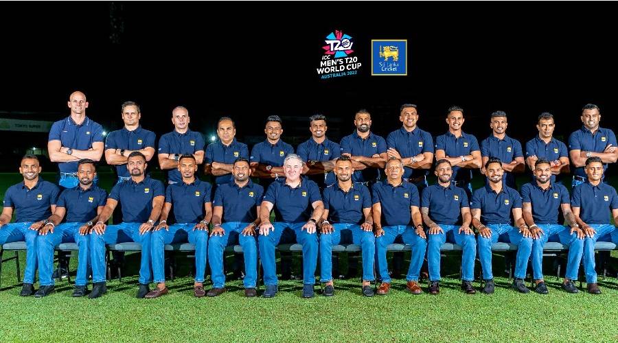 ایشیاء کی چیمپئن سری لنکن ٹیم ٹی 20 ورلڈ کپ جیتنے کی امید لئے آسٹریلیا روانہ 