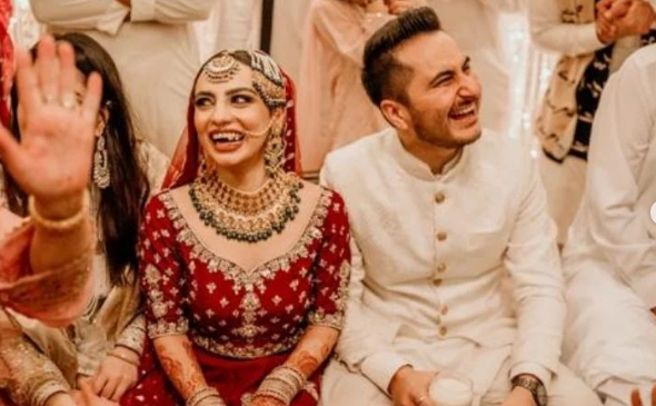 اداکارہ مہربانو نے اپنی شادی کی تصدیق کردی،تصاویر سوشل میڈیا پر وائرل