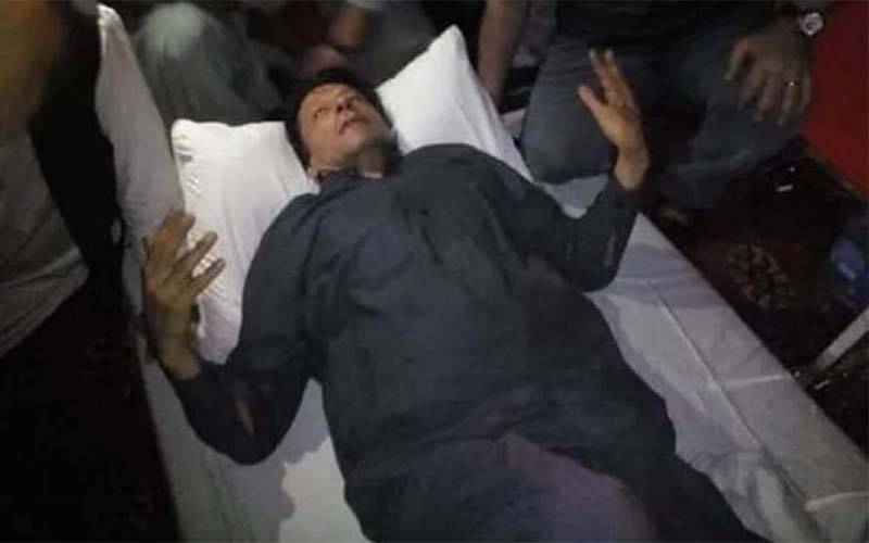 عمران خان کو کتنی گولیاں لگیں اور دونوں ٹانگوں پر کتنے زخم کے نشانات ہیں ؟ ہسپتال انتظامیہ کی جانب سے باضابطہ بیان جاری کر دیا گیا 