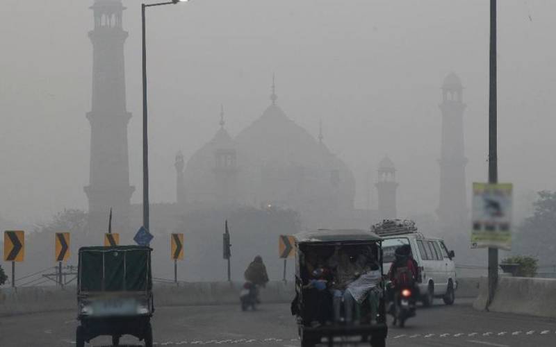 لاہور دنیا کے آلودہ ترین شہروں کی فہرست میں آج بھی پہلے نمبر پر 