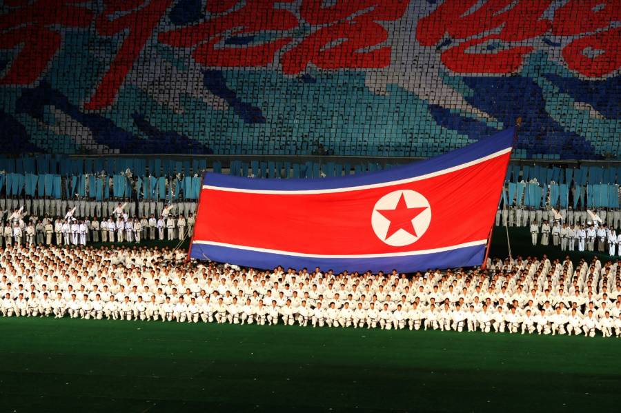 شمالی کوریا نے فوجی مشق کے دوران توپ خانے کے 100 سے زائد گولے فائر کردیئے