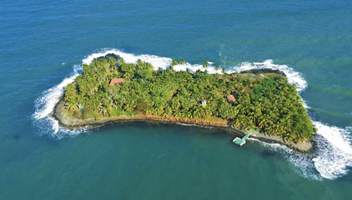5 ایکڑ کا خوبصورت جزیرہ برائے فروخت، قیمت ساڑھے 10 کروڑ روپے