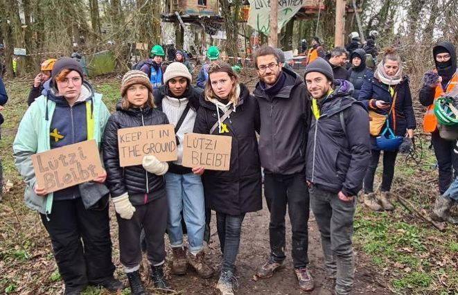 ماحولیاتی کارکن گریٹا تھنبرگ جرمنی میں گرفتار