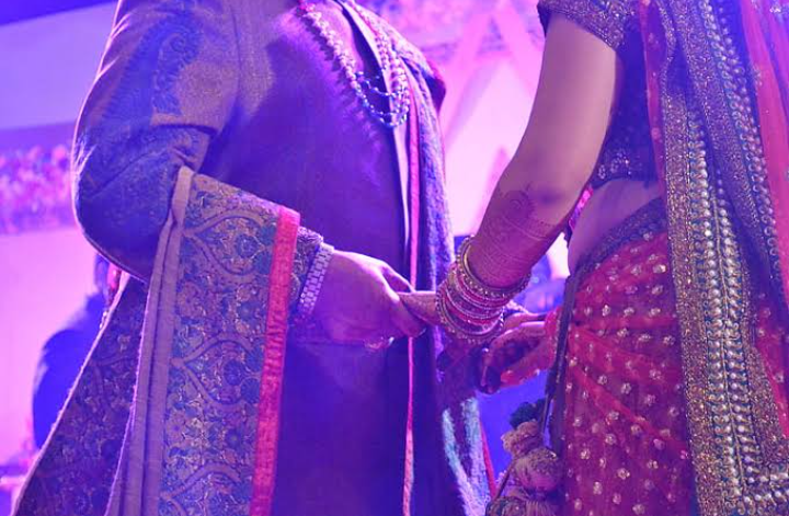 آن لائن لڈو کھیلتے ہوئے دوستی، پاکستانی خاتون نے بذریعہ نیپال بھارت پہنچ کر نوجوان سے شادی کرلی