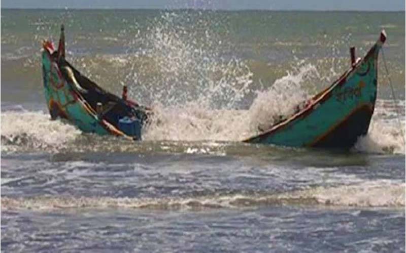کوہاٹ، تاندہ ڈیم میں کشتی الٹنے سے 7 بچے جاں بحق، 15 کو بچا لیاگیا