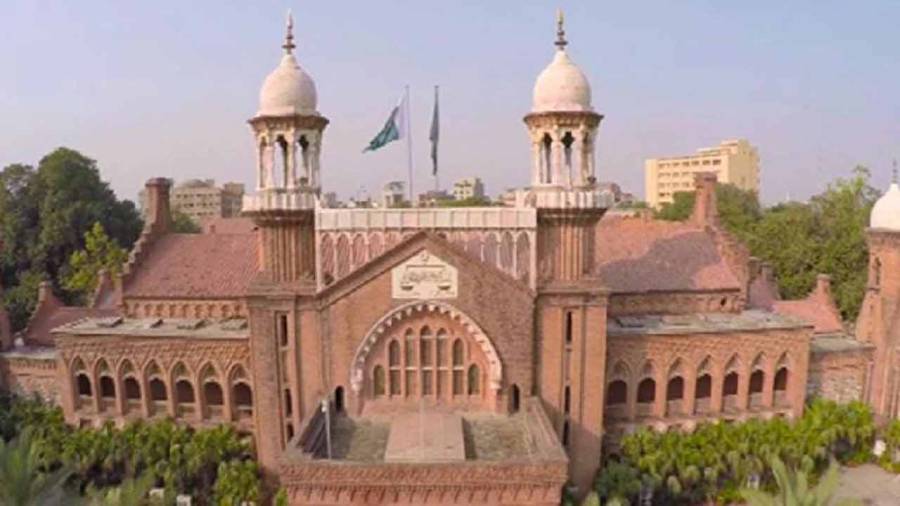 لاہور ہائیکورٹ ،عمران خان کے وکیل کو بیان حلفی جمع کروانے کی ہدایت ، سماعت ملتوی