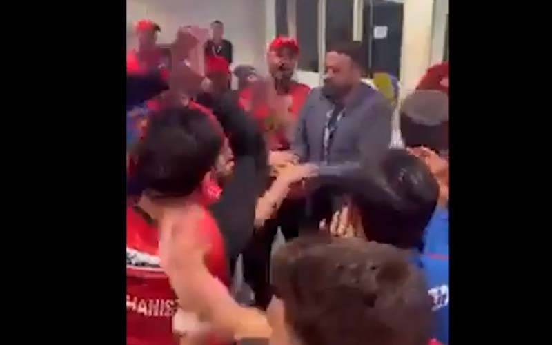 پاکستان کے خلاف سیریز جیتنے پر افغان کرکٹ بورڈ کے سربراہ نے کھلاڑیوں پر انعامات کی بارش کر دی