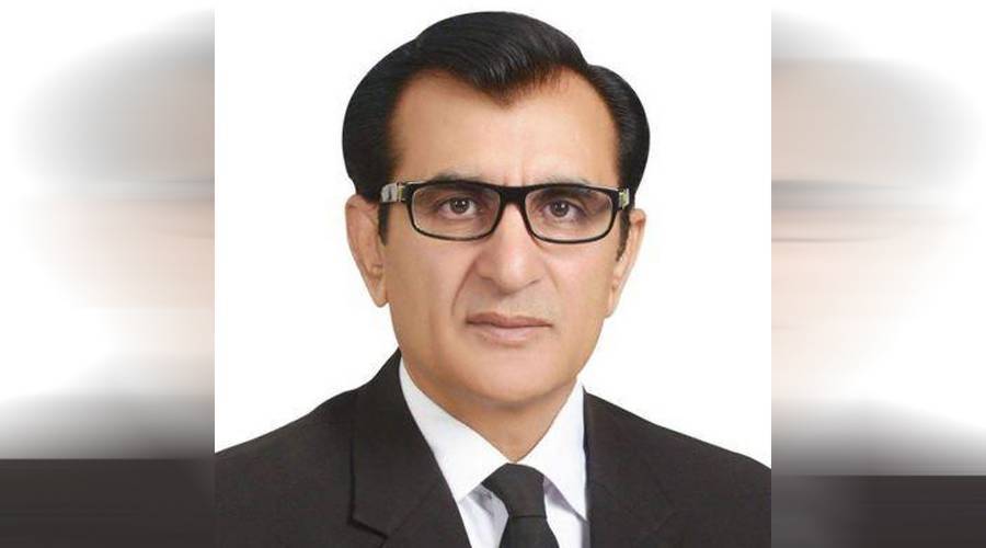 عمران خان کا معاملہ مس ہینڈل ہوا، وزارت داخلہ نہیں چل رہی تو دوسری پارٹی کو دے دیں، قادر مندو خیل کی کڑی تنقید