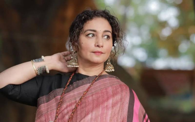 اداکارہ دیویا دتہ نے فرحان اختر کی محبت میں مبتلا ہونے کا اعتراف کرلیا