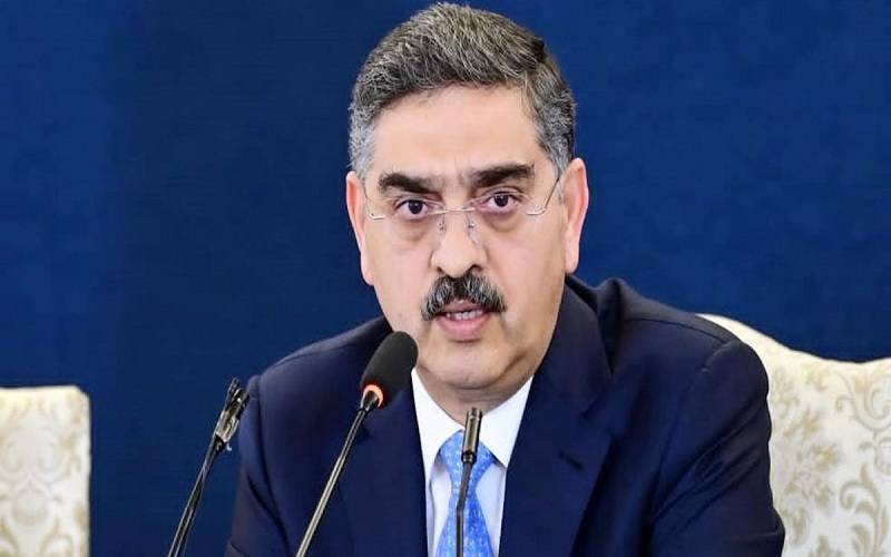 نگران وزیراعظم کی پیٹرولیم مصنوعات کی قیمتوں میں کمی کا فائدہ عوام تک پہنچانے کی ہدایت