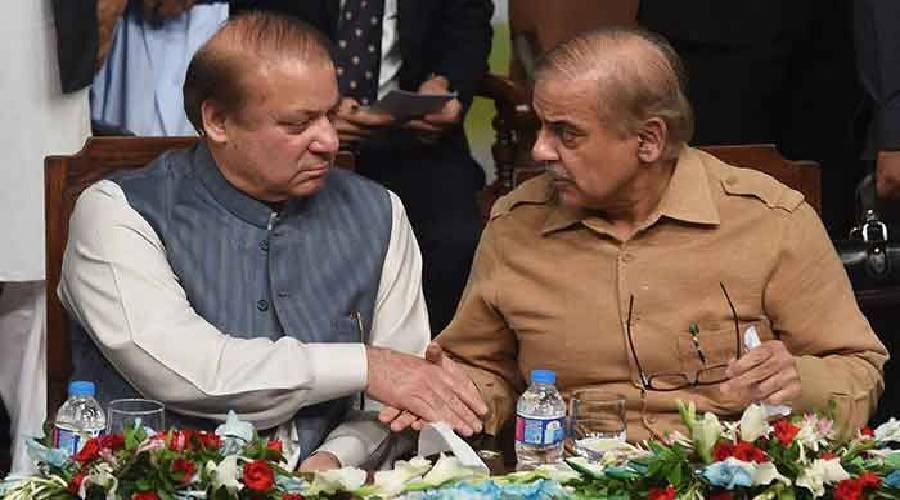 نواز شریف نے شہباز شریف کو وزیراعظم نامزد کردیا