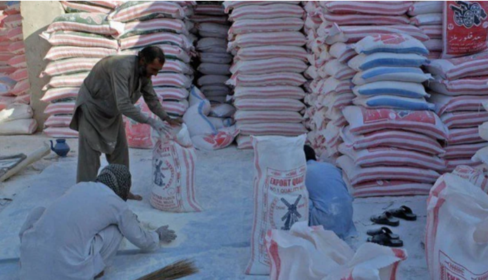 گندم کی قیمت بڑھنے کے بعد آٹا پھر مہنگا ہونے لگا،فی تھیلاقیمت 150 روپے تک بڑھ گئی