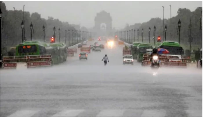 نئی دہلی : بارش کا 88 سالہ ریکارڈ ٹوٹ گیا، نظام زندگی درہم برہم