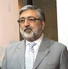 دینی مدارس کا معاملہ حل ہو گیا:کامران مرتضیٰ کا دعویٰ