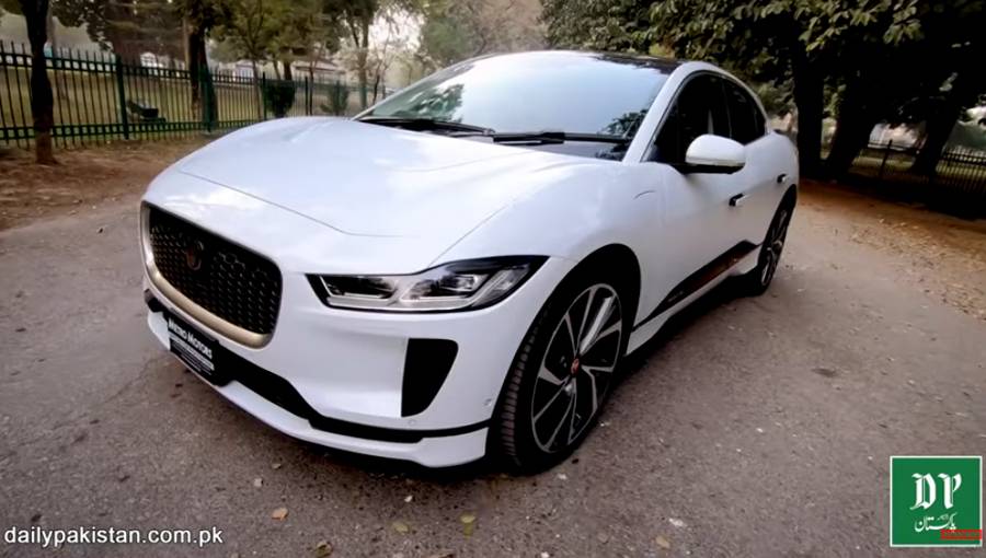 JAGUAR E-PACE الیکٹرک کار , قیمت کتنی ہے اور کون سے فیچرز ہیں جو دوسری گاڑیوں میں مشکل سے ہی ملتے ہیں