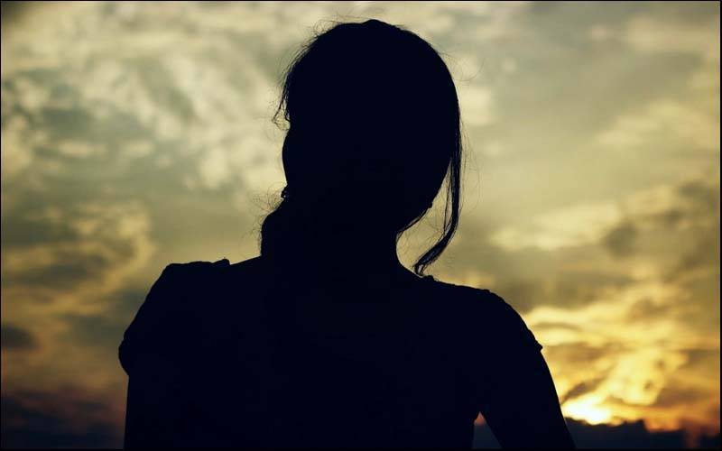  سٹیج اداکارہ سے 3 افراد کی مبینہ اجتماعی زیادتی ، متاثرہ ہسپتال منتقل 