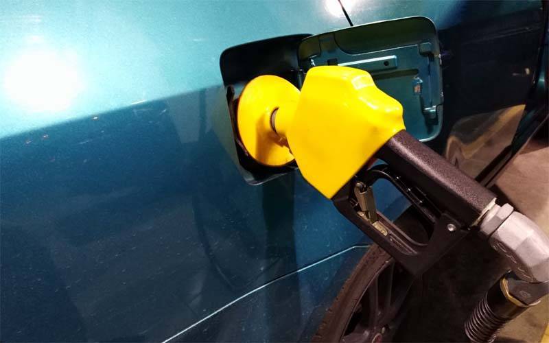 وفاقی حکومت نے اگلے 15 روز کیلئے پیٹرول کی قیمت کا نوٹیفکیشن جاری کردیا