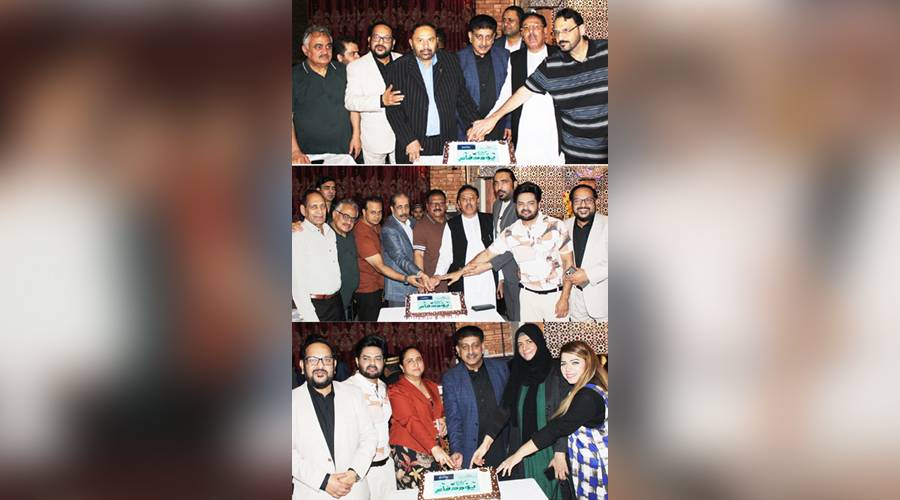 پاکستان کے60 ویں یومِ دفاع کے موقع پر پاک فوج کے شہداء کی قربانیوں کو دبئی میں  خراجِ تحسین پیش کیا  گیا