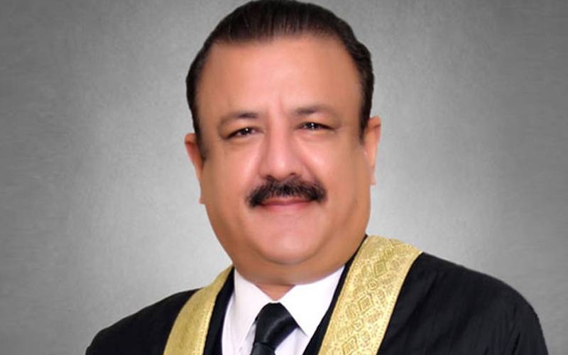 جس نے کیس فائل کیا ہے وہ وکلاءکہاں ہیں؟جسٹس کے کے آغا کا جسٹس طارق محمود جہانگیری ڈگری کیس میں استفسار 
