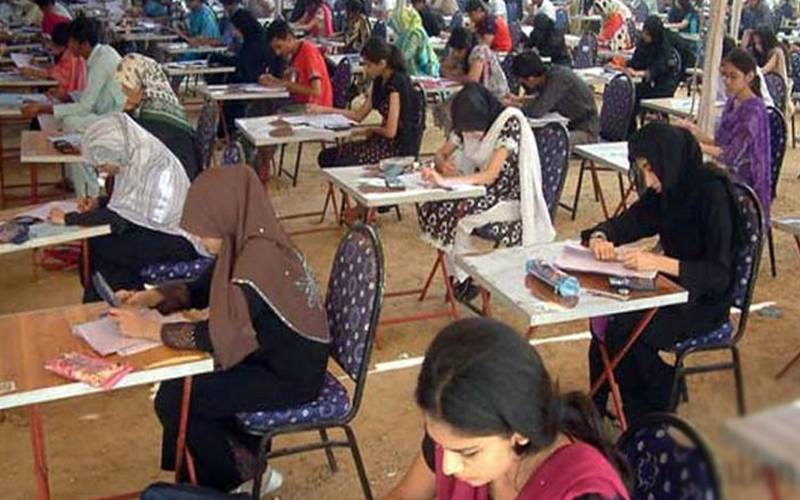 سیلاب سے متاثرہ مزید 3اضلاع کے طلباء  کی رجسٹریشن اور سمسٹر فیس معاف کردی گئی 